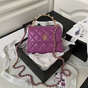 Bagsaaa Chanel Clutch With Chain Lambskin, Imitation Pearls Purple - 1