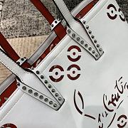 	 Bagsaaa Christian Louboutin Cabata E/W mini White Tote Calf leather - 2