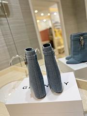 	 Bagsaaa Givenchy Shark Lock Ankle Boots in denim - 3
