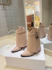 	 Bagsaaa Givenchy Shark Lock Ankle Boots in leather light pink - 4