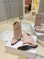	 Bagsaaa Givenchy Shark Lock Ankle Boots in leather light pink - 3