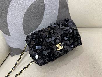 Bagsaaa Chanel Black Sequin Flap Bag - 20cm