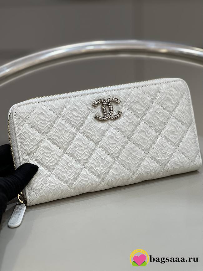 	 Bagsaa Chanel Zippy Wallet White CC Logo Caviar Leather - 19x3x10cm - 1