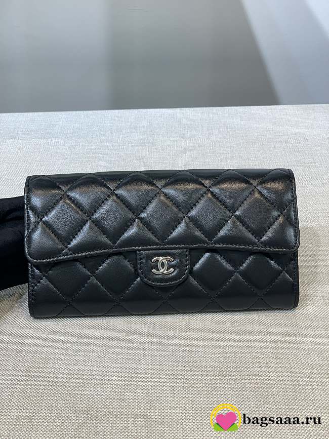 	 Bagsaaa Chanel Flap 3 Fold Wallet Black Lambskin Silver Logo - 19.5×10×3cm - 1