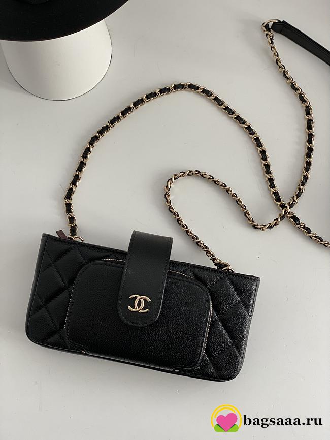 Bagsaaa Chanel 22B Quilted Phone Holder With Chain Black Caviar - 19 x 9 x 3.5 cm - 1