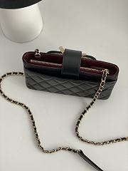 Bagsaaa Chanel 22B Quilted Phone Holder With Chain Black Caviar - 19 x 9 x 3.5 cm - 4