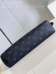 Bagsaaa Louis Vuitton Pochette Voyage Souple Black Monogram - M82543 - 32 x 21 x 8cm - 4