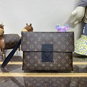 Bagsaaa Louis Vuitton Pochette S-Lock Monogram Eclipse Brown - 28*22.5*3.5cm - 1