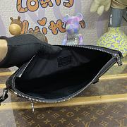 Bagsaaa Louis Vuitton Takeoff bag Black - 30 x 22 x 5 cm - 4