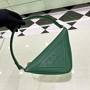 Bagsaaa Prada Triangle leather mini-bag green - 1