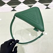 Bagsaaa Prada Triangle leather mini-bag green - 3