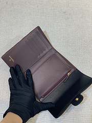 	 Bagsaaa Chanel Wallet Black Lambskin Gold Hardware - 18 x 11 cm - 3