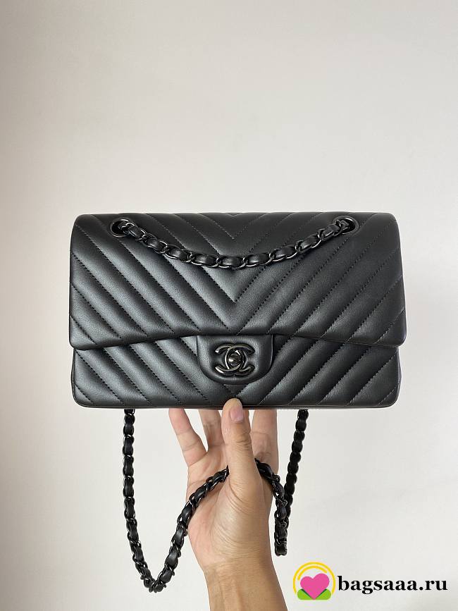 	 Bagsaaa Chanel Chevron Flap Bag Lambskin Leather All Black - 25cm - 1