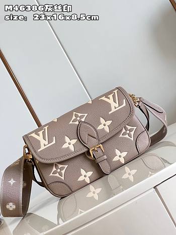 Bagsaaa Louis Vuitton Diane Bag Tourterelle beige/cream - 23x16x8cm