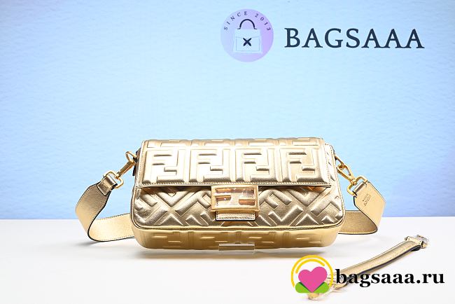 Bagsaaa Fendi Baguette Gold 26cm - 1