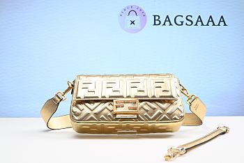 Bagsaaa Fendi Baguette Gold 26cm