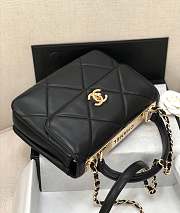 Bagsaaa Chanel Trendy CC Large Quilting Black Leather Gold Hardware 25cm - 3