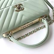 	 Bagsaaa Chanel Trendy CC Chevron Green Leather - 3