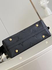 Bagsaaa Louis Vuitton Carryall PM bag Black  - 3