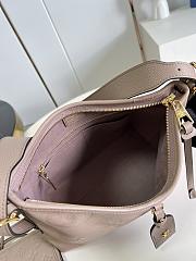 	 Bagsaaa Louis Vuitton Carryall PM bag Taupe - 2