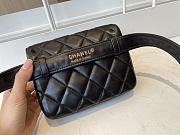 Bagsaaa Chanel Vintage Waist Bag Black Lambskin - 18*11*5cm - 2
