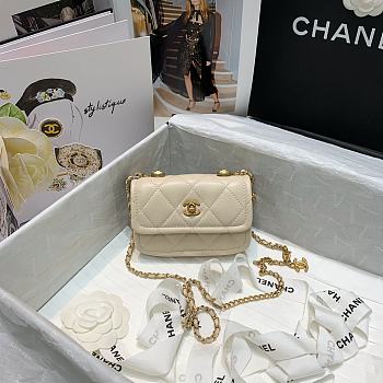 	 Bagsaaa Chanel Belt Bag Beige Lambskin - 13.5x9x4cm