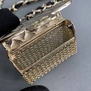 Bagsaaa Chanel Belt bag gold metal - 6.2x2.7x4.7cm - 6