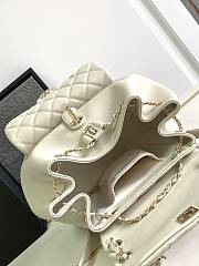 	 Bagsaaa Chanel Duma Backpack White - 6
