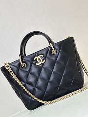 Bagsaaa Chanel Black handle Tote - 22/19/14cm - 2