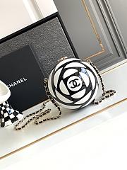 Bagsaaa Chanel SPHERE MINAUDIERE Plexi & Gold-Tone Metal Black & White - 1