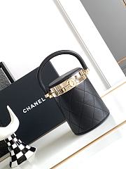 Bagsaaa Chanel Rare Lucite Bag  - 1