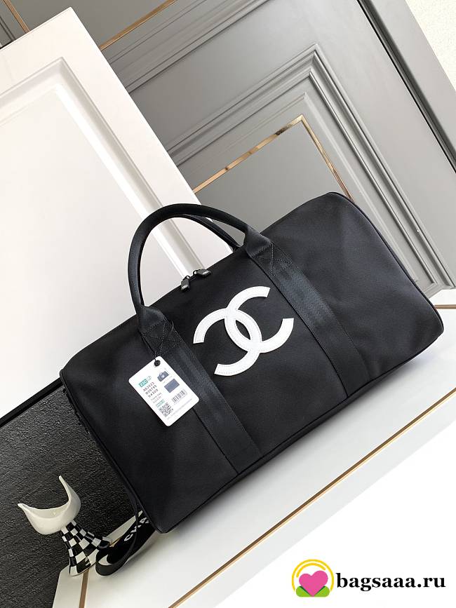 Bagsaaa Chanel CC Logo Travel Bag - 1