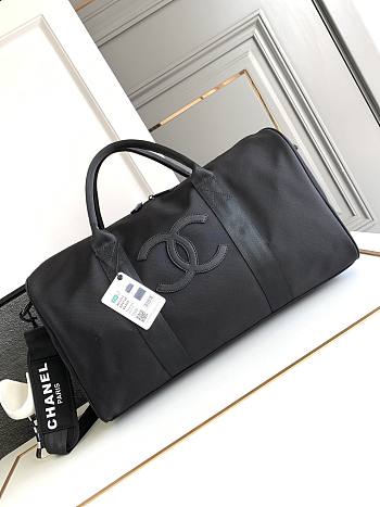	 Bagsaaa Chanel CC Logo Travel Bag 02