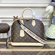 Bagsaaa Louis Vuitton Alma PM Monogram - 32 x 25 x 16 cm - 6