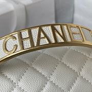 	 Bagsaaa Chanel Le Boy Top Handle Caviar White 20cm - 2