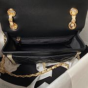 	 Bagsaaa Chanel Flap Bag with patent line - 16×23×6cm - 4