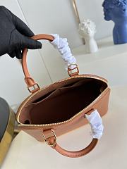 	 Bagsaaa Louis Vuitton ALma PM Brown Soft Leather - 32 x 25 x 16 cm - 5
