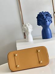 	 Bagsaaa Louis Vuitton ALma PM Brown Soft Leather - 32 x 25 x 16 cm - 4