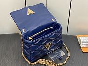 	 Bagsaaa Louis Vuitton Twist Malletage Pico GO-14 MM bag blue - 5