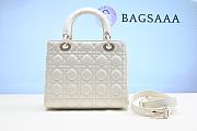 Bagsaaa Dior Lady Medium White 24cm - 2