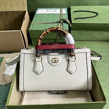 	 Bagsaaa Gucci Diana Small Shoulder Bag White Leather - 27x15.5x11cm