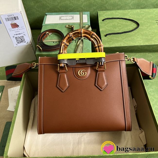 Bagsaaa Gucci Diana GG tote bag brown - 27x24x11cm - 1