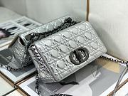 	 Bagsaaa Dior Medium Caro Silver Cannage - 25.5 x 15.5 x 8 cm - 4