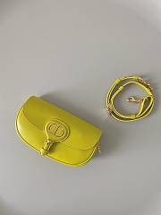 	 Bagsaaa Dior Bobby East-West Bag Light Yellow Neon - 21 x 12 x 5.1 cm - 4