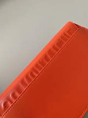 	 Bagsaaa Dior Bobby East-West Bag Orange Neon - 21 x 12 x 5.1 cm - 5