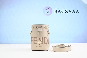 Bagsaaa Fendi Mon Tresor Bucket Bag in cream 18cm