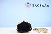 Bagsaaa Fendi Mon Tresor Bucket Bag in cream 18cm - 3