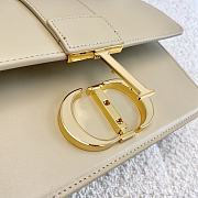 	 Bagsaaa Dior Montaigne Beige Bag - 24 x 17 x 8 cm - 4