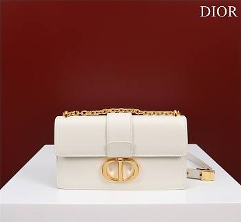 	 Bagsaaa Dior 30 Montaigne East West White Bag - 21x12x6cm