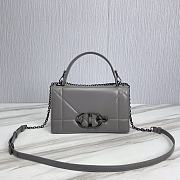 	 Bagsaaa Dior 30 Montaigne Chain Bag with Handle Maxicannage Grey Lambskin - 25x15x8cm - 1